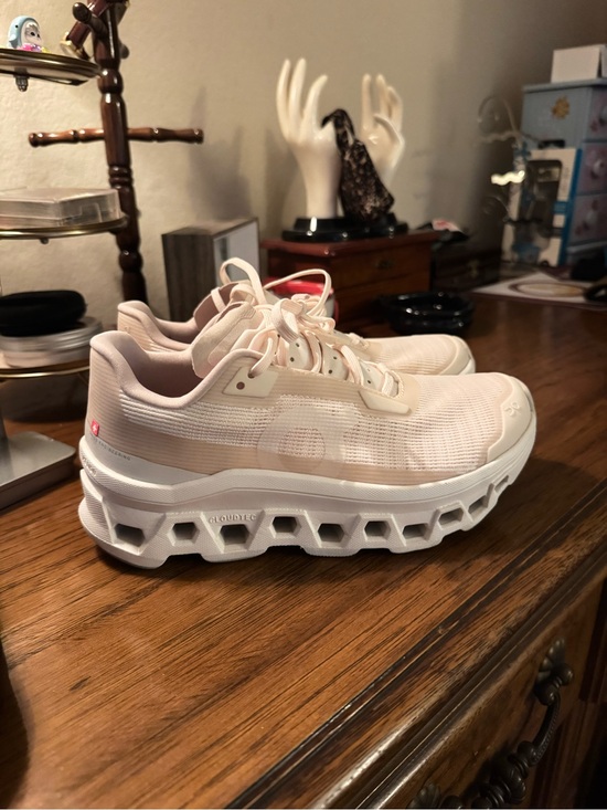On Running Shoes - *SOLD* On Cloudmonster Void Shoes